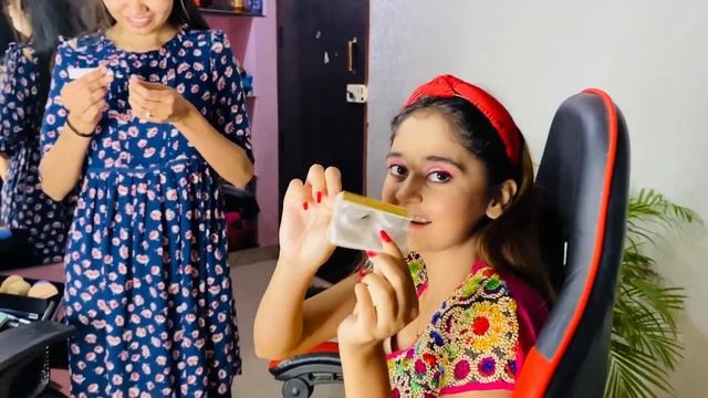 ?WOW! Radha Look ReCreate By Bindass KAVYA ?| Full MakeUp Tutorial | Janmasthami Special video смотреть онлайн