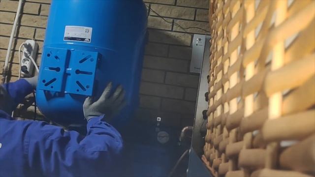 Замена гидроаккумулятора Zilmet Ultra-Pro 100лтр тип 110 #zilmet #гидроаккумулятор #бак #заменабака смотреть онлайн