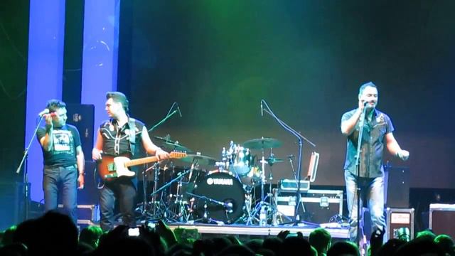 19 Максим Леонидов От Питера до Москвы Unplugged MVI 1711 смотреть онлайн