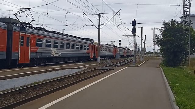 ЭД4М-0387 подается под посадку смотреть онлайн