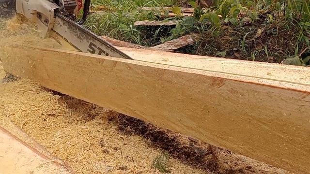 KEAHLIAN OPERATOR CHAINSAW MEMBUAT PAPAN TANPA DI BENANG смотреть онлайн
