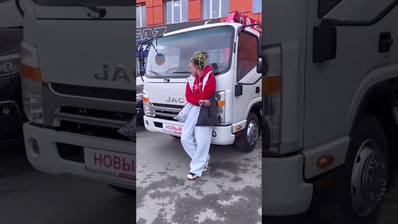 Выбрать и приобрести автомобиль китайских брендов в Грузомолл. Легковые и грузовые автомобили смотреть онлайн