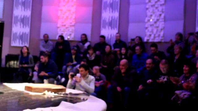 Интерактивный завершающий номер из концерта-презентации альбома "Шолпан"/ камера Аурелия Ак смотреть онлайн