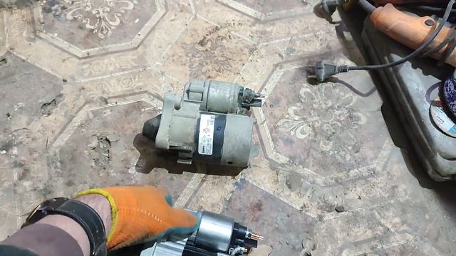 замена стартера на Ниссан Альмера G15. смотреть онлайн