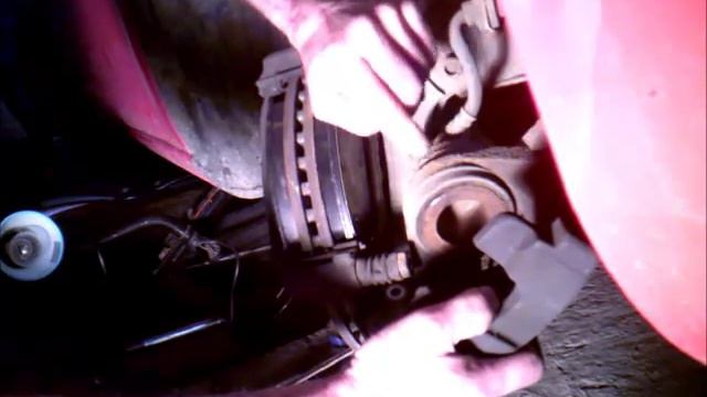 Como cambiar pastillas de freno delanteros opel Astra J Vauxhall - segunda parte смотреть онлайн