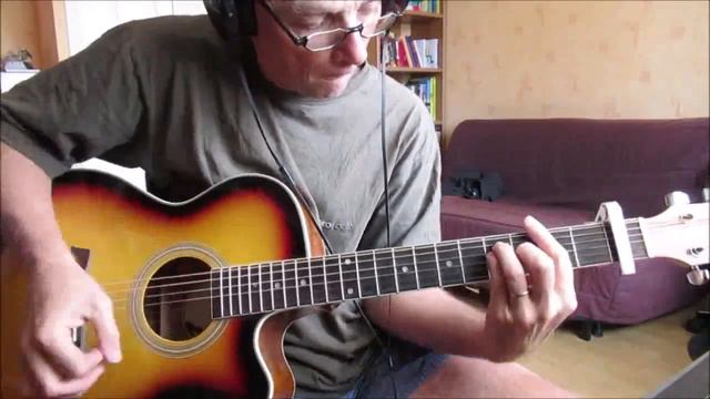 another One Bites The Dust(Queen) cover acoustic guitar смотреть онлайн