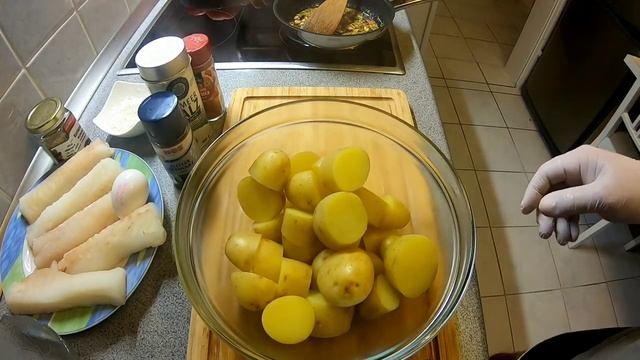 ПЕЧЕНЫЙ КАРТОФЕЛЬ В РОЗМАРИНОВО-ЧЕСНОЧНОМ МАСЛЕ смотреть онлайн