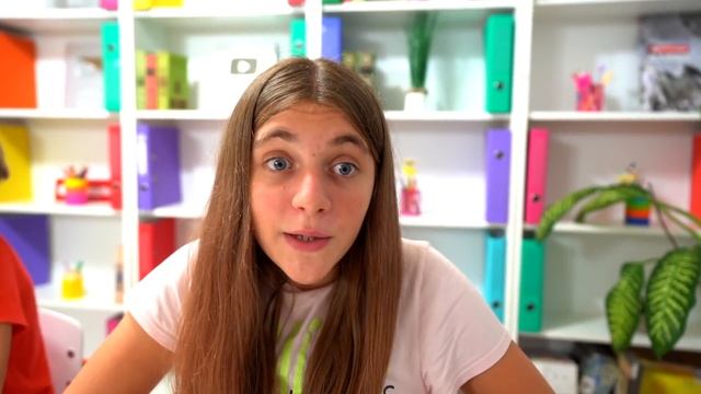 ¡La ex novia de Sava hizo llorar a Eve! ¿Están ahora en la misma clase? смотреть онлайн