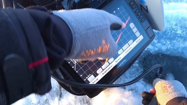 НАШЁЛ СТАДО ЛЕЩА! ПЕРВЫЙ ТЕСТ ПАНОПТИКС ЗИМОЙ. Garmin Panoptics с Ehomap 9