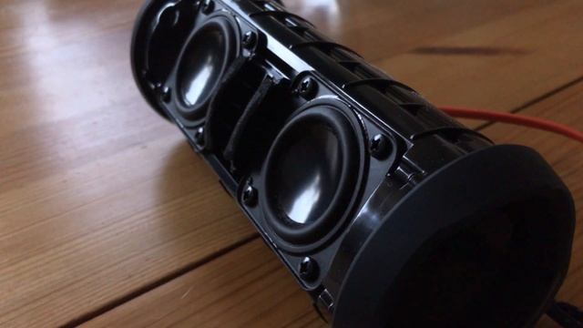 Bass I Love You On JBL Flip 4 Bass Test! (Without Grill) (Low Frequency Mode Blow) 95% Volume смотреть онлайн