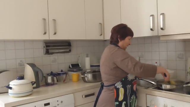 САЛАТЫ ИЗ КАБАЧКОВ К МАНТАМ БЕЗ МАНТОВАРКИ! Домашняя еда Кухня Рецепты смотреть онлайн