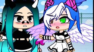 меме гача клаб у тебя есть айфон!  meme gacha club ?