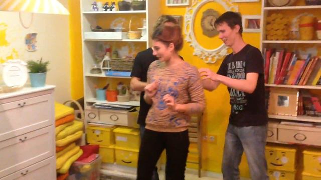 Improv Game / Fun & English смотреть онлайн