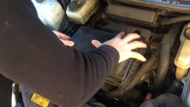 DIY!! Install Toyota PRIUS Air Filter yourself & save $40 in 2 Minutes!! 5 Star Lyft Guy ⭐️⭐️⭐️⭐️⭐️ смотреть онлайн