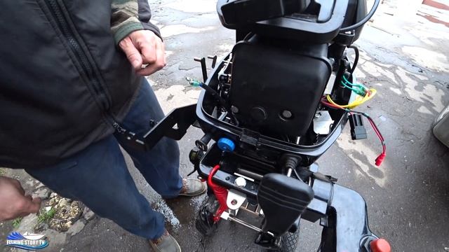 Электричество в лодке ПВХ! Устанавливаем розетку и выпрямитель стабилизатор на лодочный мотор! смотреть онлайн