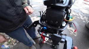 Электричество в лодке ПВХ! Устанавливаем розетку и выпрямитель стабилизатор на лодочный мотор!