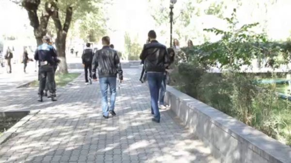 DA424 / www.Yere1.RU