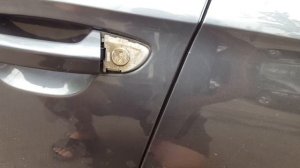 Как открыть Volkswagen Passat CC, если сел аккумулятор?