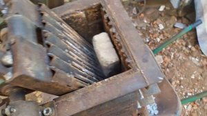 Щековая дробилка. Размеры. Демонстрация.