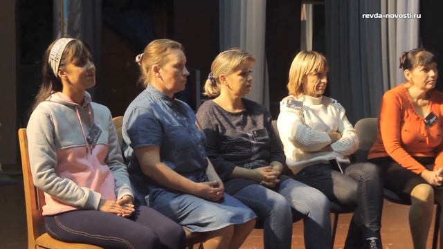 И никакого коньячка! Участницы проекта "Леди СУМЗ" учатся правильно и красиво говорить смотреть онлайн