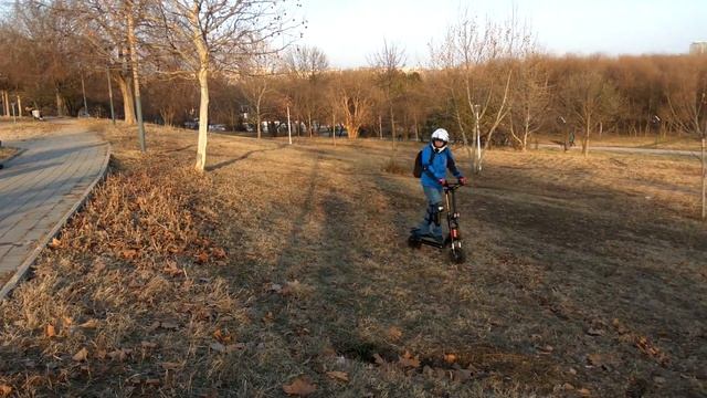 Kaabo Wolf Warrior 11 - Having Fun with a Drone смотреть онлайн