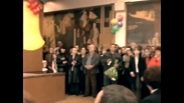 "Последний звонок" 2004 год. Гимназия №5, город Дзержинский, Московская область смотреть онлайн