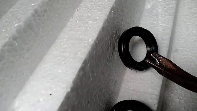 Сальник ( как аккуратно снять) смотреть онлайн