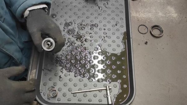 задний суппорт Opel Vectra C