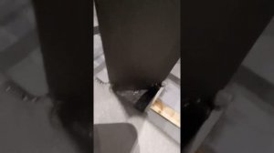Замазываю дырки в сварочных швах