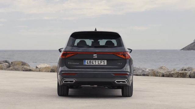 SEAT Tarraco Design in Dolphin Grey смотреть онлайн
