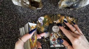 Есть ли шанс построить с ним длительные, серьёзные отношения...