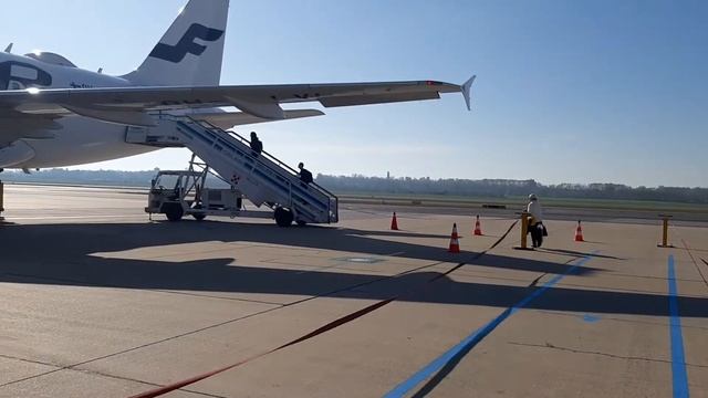 Flughafen Wien-Schwechat/Vienna International Airport - 3/4 - Finnair and Lauda смотреть онлайн