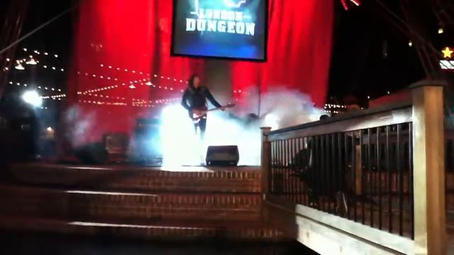 London Dungeon / battle of the bands part 1 смотреть онлайн