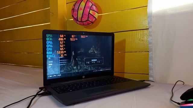 The Elder Scrolls Skyrim Special Edition (AMD A6, Radeon R4 Graphics) Low End Laptop (512MB) смотреть онлайн