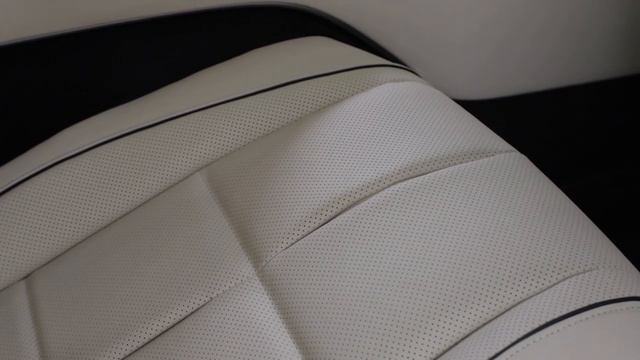 Mercedes Maybach GLS 600 УЖАС! Мы перетянули салон Майбах GLS600, теперь все хорошо [САЛОН MAYBACH]