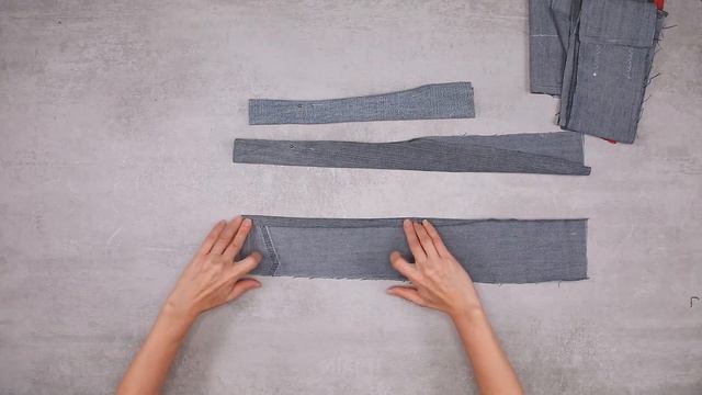 How to sew a stylish backpack from old jeans! смотреть онлайн
