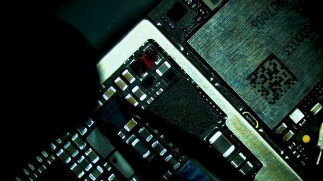 iPhone 6s Water Damage Repair & Data Recovery Chestnut IC Corroded смотреть онлайн