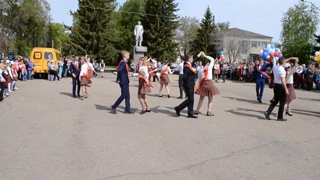 Танец выпускников Усть-Пристани. смотреть онлайн