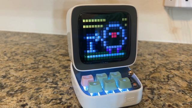 Divoom Ditoo Pro Retro Pixel Art Game Bluetooth Speaker смотреть онлайн