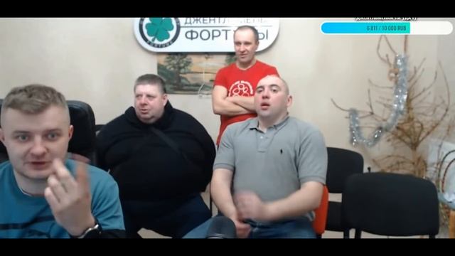 Петушиный танец и полёт Шлюсбери с балкона