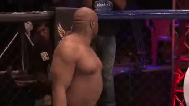 Sports channel 2014 James Thompson vs Bob Sapp Бои без правил смотреть онлайн