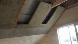 Обшивка вагонкой мансарды. Установка лестницы. Sheathing clapboard attic. Ladder installation