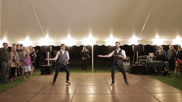 Noah and PJ's Surprise Wedding First Dance (complete version) смотреть онлайн