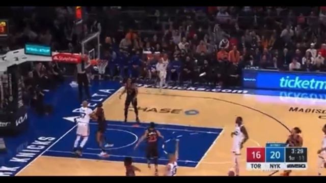 New York Knicks Play “Bing Bong” Sound After Bucket / New York Knicks vs Toronto Raptors смотреть онлайн