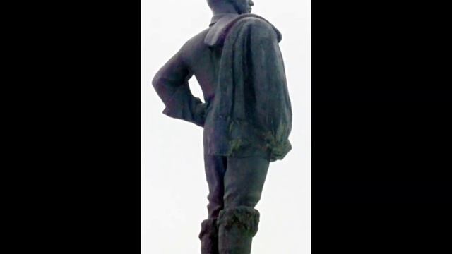 Оренбург Вокруг памятника Чкалову смотреть онлайн