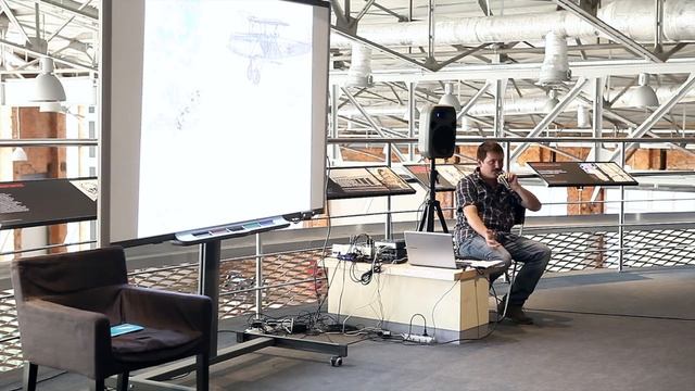 Лекция «Воздух. Авиация как искусство и пропаганда» | Рамиз Алиев смотреть онлайн