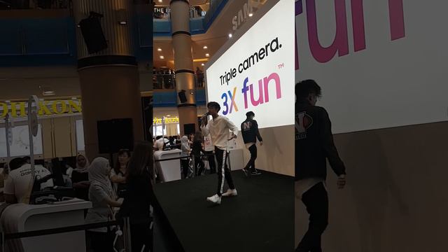 Bidadari-(Ismail Izzani) смотреть онлайн