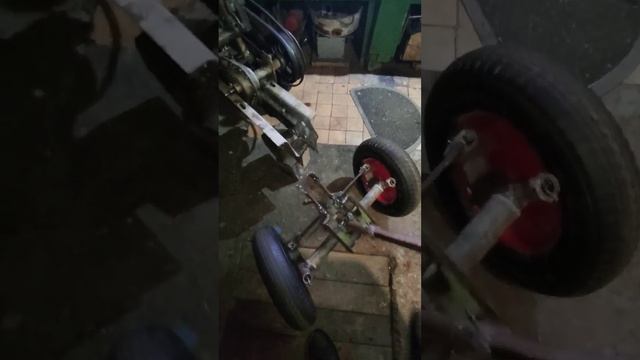 #самоделки #лайфхаки #минитрактор #мотоблок #передний #мост #рулеваярейка #каксделать #просто#быстр смотреть онлайн
