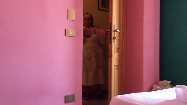 Дикие итальянские монашки смотреть онлайн