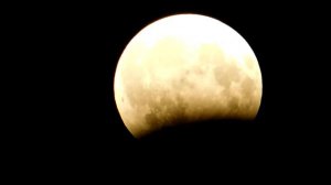 Затмение луны 2017 - луна пропадает